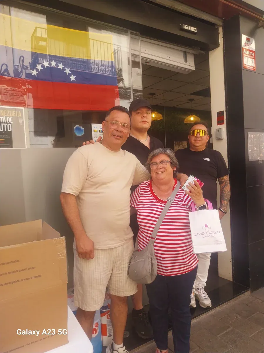 Donaciones recogidas en El Fogón Criollo para la campaña Costa Dorada con Venezuela