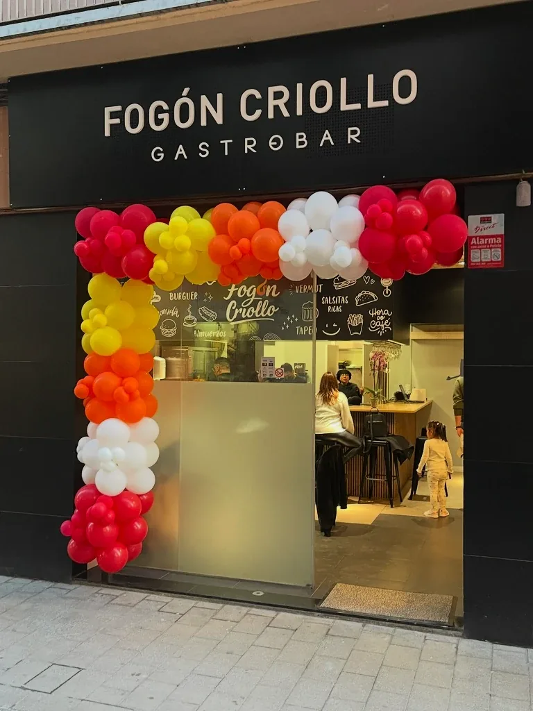 Fogón Criollo — identidad visual aplicada
